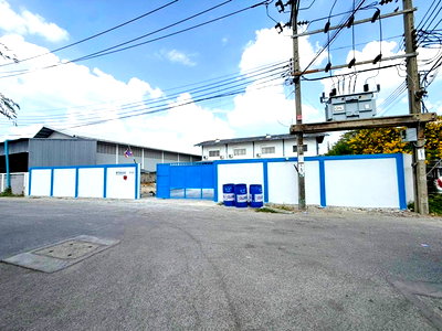 เช่าโรงงาน คลองบางบอน : ถ.เอกชัย81-87 ใกล้ Big C บางบอน 900 ม. และ ตลาดปิ่นทอง 1 กม. เดินทางสะดวกเชื่อมต่อพระราม 2 กัลปพฤกษ์ 300 ตร.ว. 800 ตร.ม. แยกบางบอน 1