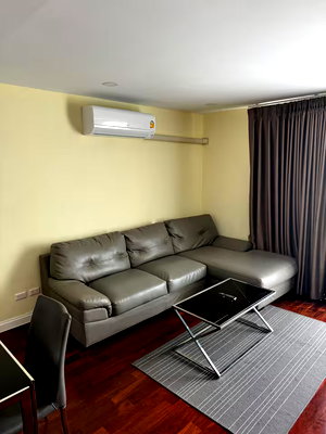 Condos for rent : ✨Cozy 2 Bedroom Condo in Prime and Quiet Location in Thonglor✨