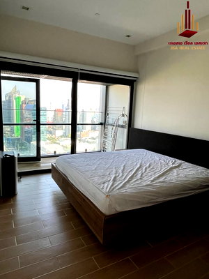 Condos for sale BTS Asok : ✨ For Sale: Circle Living Prototype Condo ✨  💰 Only 9,000,000 THB