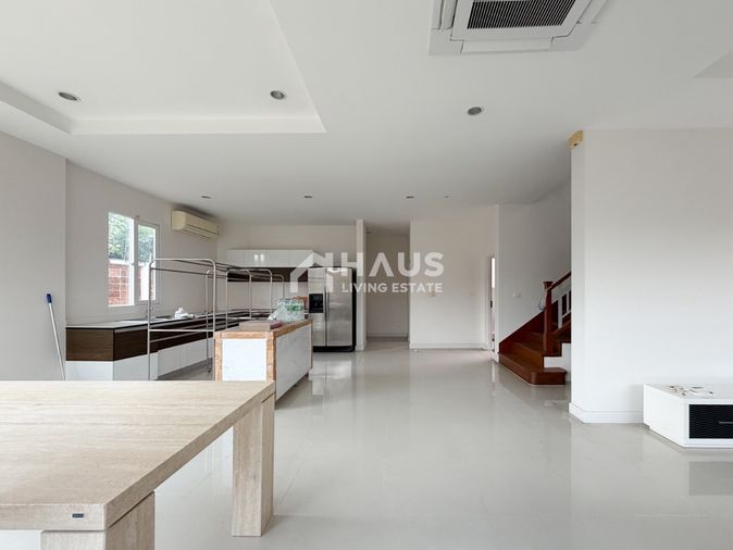 3-bed house for sale, 262 sqm, 99.9 sq wah, THE PALAZZO SATHORN