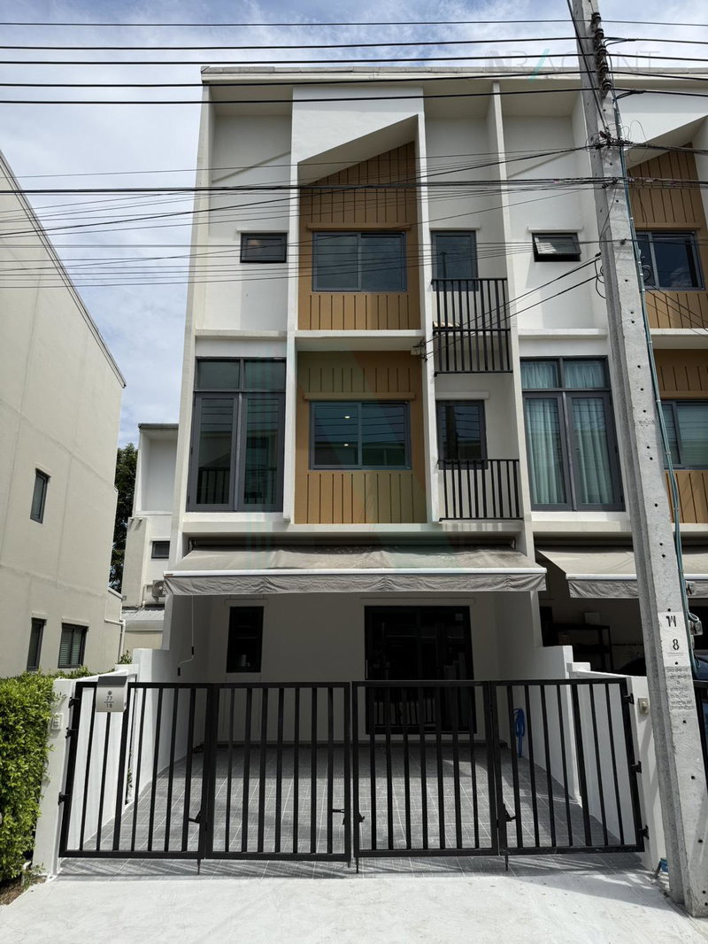 Townhouses for sale : For Sell Town house PLEX ONNUT-WONGWAEN 3-story 3 bedroom 3 bathroom