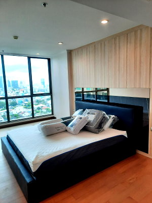 Condos for rent : PFD-08066 For rent Supalai Oriental Sukhumvit 39, 2 bedrooms, large size 100 sq m., Building B, 16th floor, near BTS Phrom Phong.