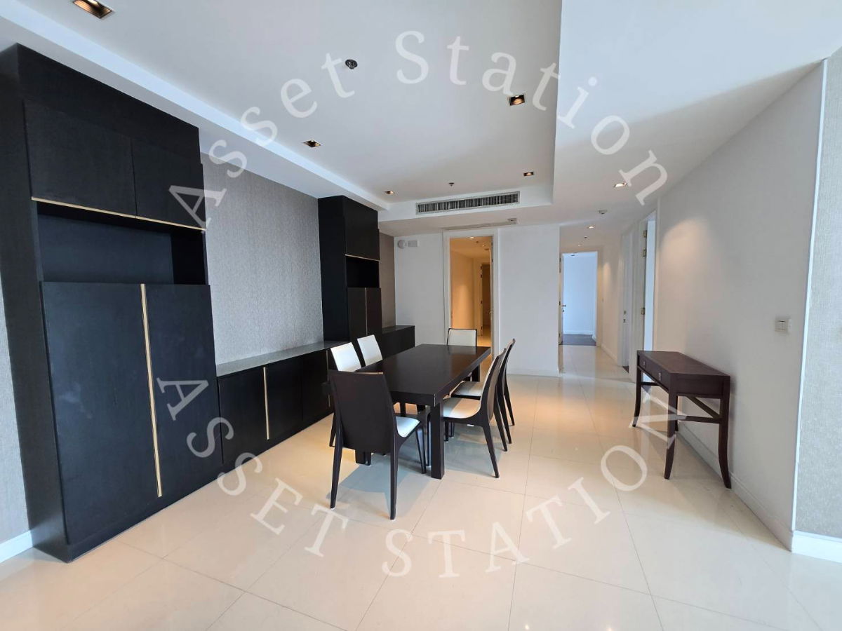 picture ðLuxury Condoð Athenee Residence: Modern & Luxurious High Floor Condo âĻNear BTS Phloen Chit ð
- 6/11