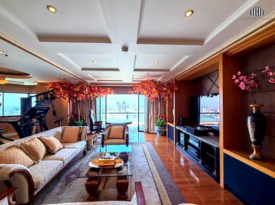 Condos for sale : 33rd floor great value with Chao Phraya River view! Condo for sale at Salintara Condominium Rama 3, size 225.31 sq.m., 