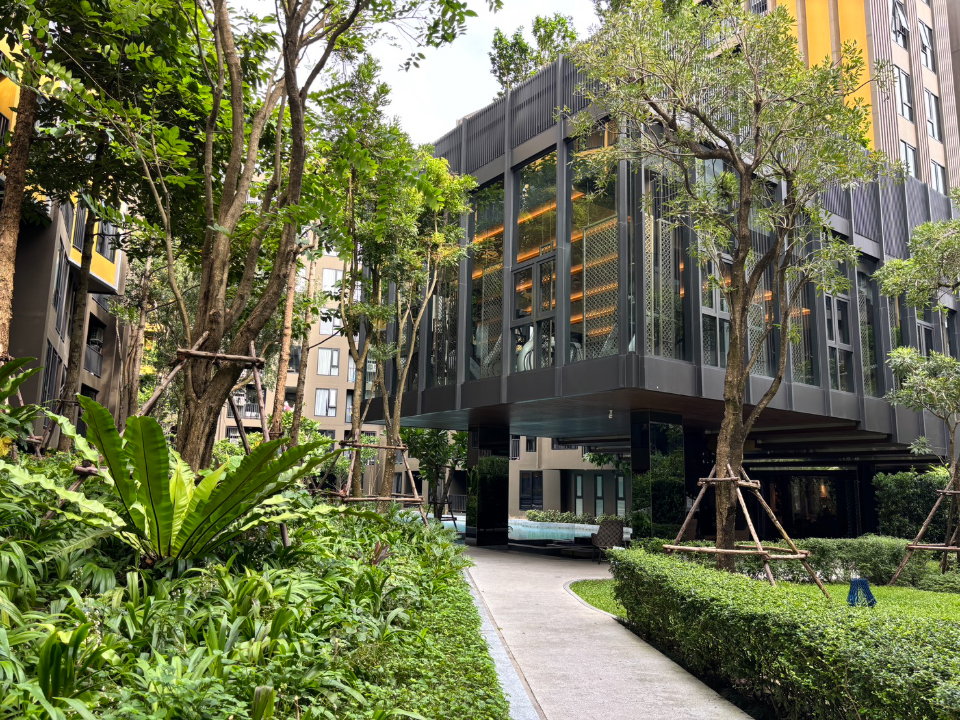 รูป 🏙️ ขายคอนโด The Base Central ใจกลางเมือง 🌟 47 ตร.ม. เฟอร์ครบ 🛋️ ต่างชาติถือครองได้ 💎 - รูปที่ 21/36