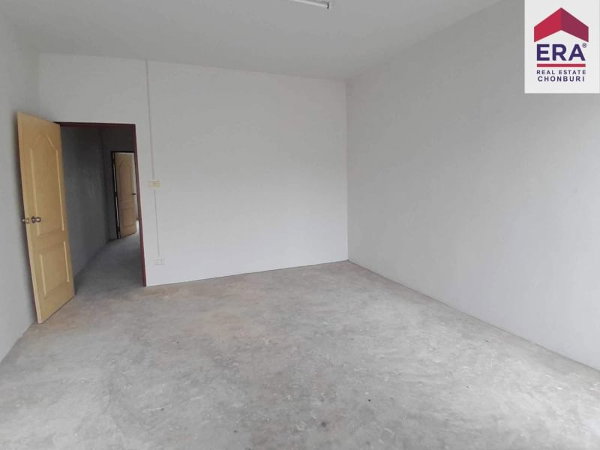 picture Commercial Building for Sale 2 Units Opposite Na Ja Shrine - 8/19