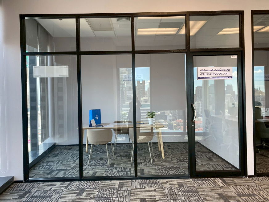 picture Pier 111 office for rent Ratchadamri Road, opposite central world - 10/16