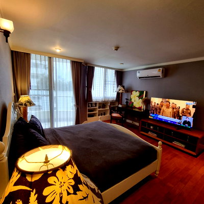 คอนโดให้เช่า : P-47827 ศุภาลัย เพลส สุขุมวิท 39 : คอนโดหรู 2 นอน วิวเมือง ใจกลาง CBD! 55,000 บาท Line Id: @easythaihome 085-592-2897