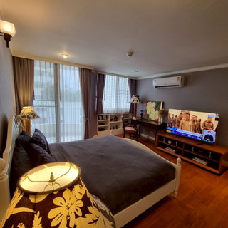 รูปภาพ P-47827 Supalai Place Sukhumvit 39: Luxury 2-Bed Condo, City View, Prime CBD! 55,000 THB Line Id: @easythaihome 085-592-2897