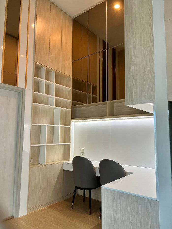 รูป ให้เช่าคอนโด : โนเบิล รีวอล์ฟ รัชดา1 2 นอน 2 น้ำ ฝ้าสูง 4 เมตร จอดรถได้2 คัน ประตูดิจิตอลติดMRTศูนย์วัฒนธรรม (Noble Revolve Ratchada1) - รูปที่ 5/9