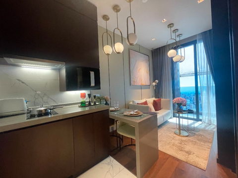 Cloud Resident condo, Sukhumvit 23 For Sell