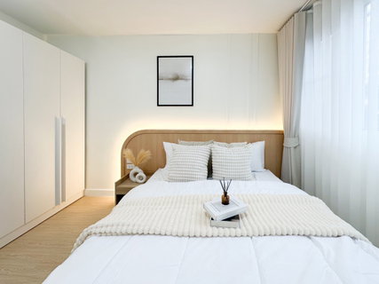 Metro  Park  Sathorn  For  Sell