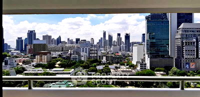 คอนโด BTS ชิดลม : คอนโด 3-ห้องนอน ที่ สมคิด การ์เด้น คอนโดมิเนียม ใกล้ BTS ชิดลม (ID 2424602)