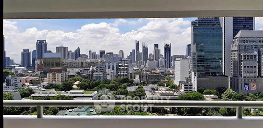 3-BR Condo at Somkid Gardens Condominium near BTS Chit Lom (ID 2424602)