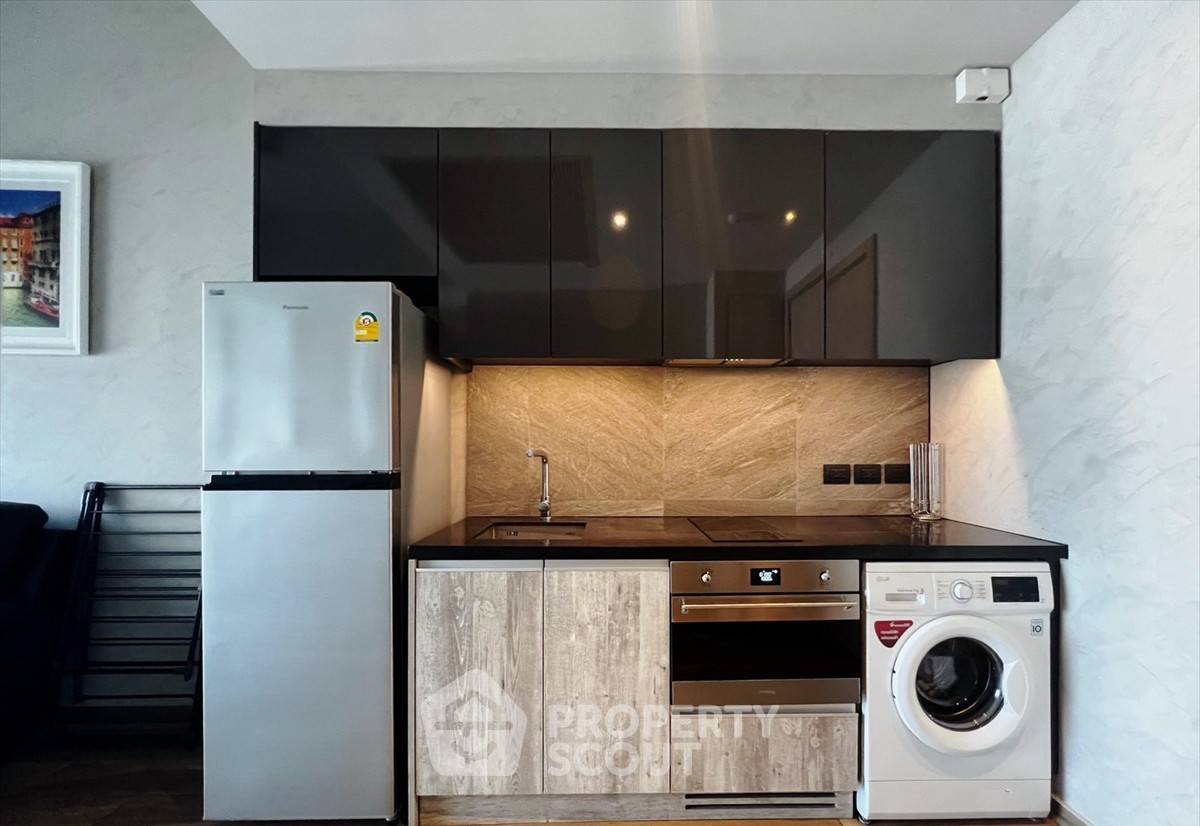 รูป คอนโด 1-ห้องนอน ที่ เดอะ ลอฟท์ อโศก ใกล้ MRT เพชรบุรี (ID 2439103) - รูปที่ 3/5