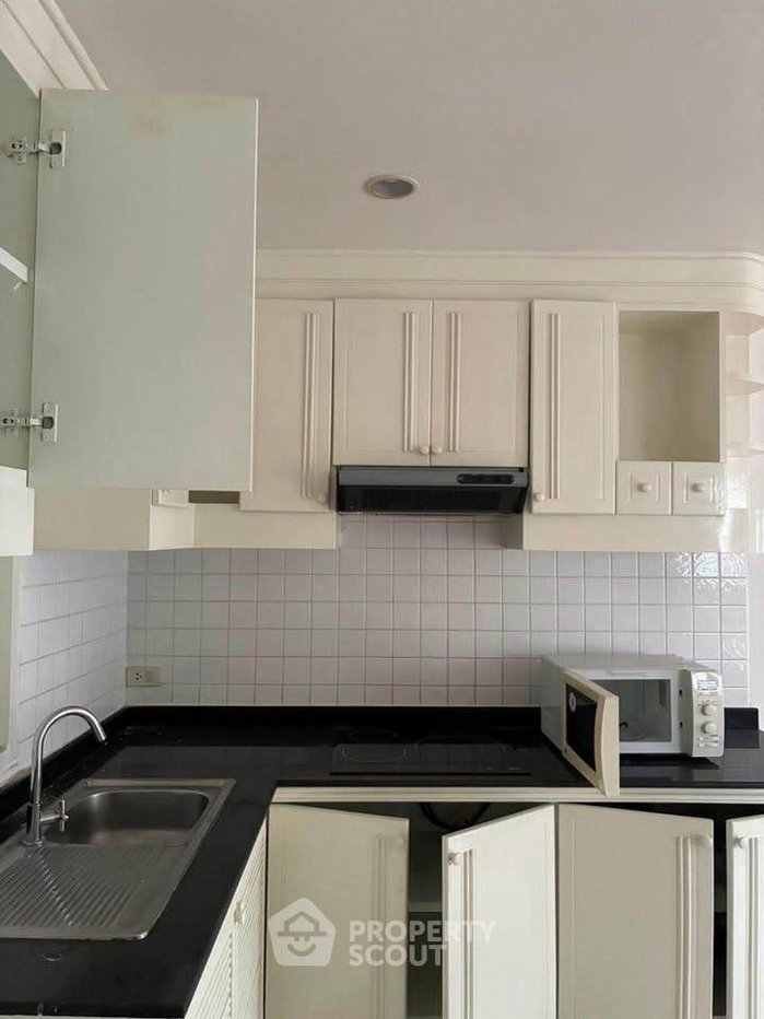 รูป คอนโด 1-ห้องนอน ที่ สราญใจ แมนชั่น คอนโดมิเนียม ใกล้ BTS นานา (ID 2343231) - รูปที่ 4/5