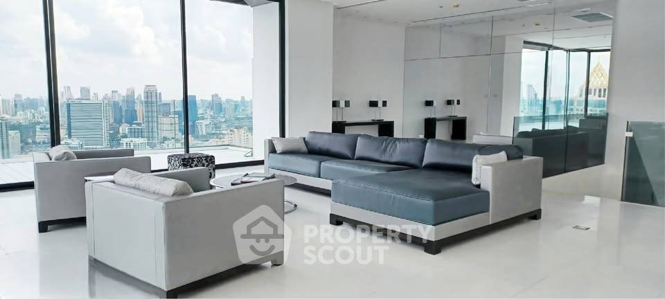 รูป คอนโด 3-ห้องนอน ที่ สาธร การ์เด้นส์ ใกล้ MRT สีลม (ID 2608664) - รูปที่ 2/3