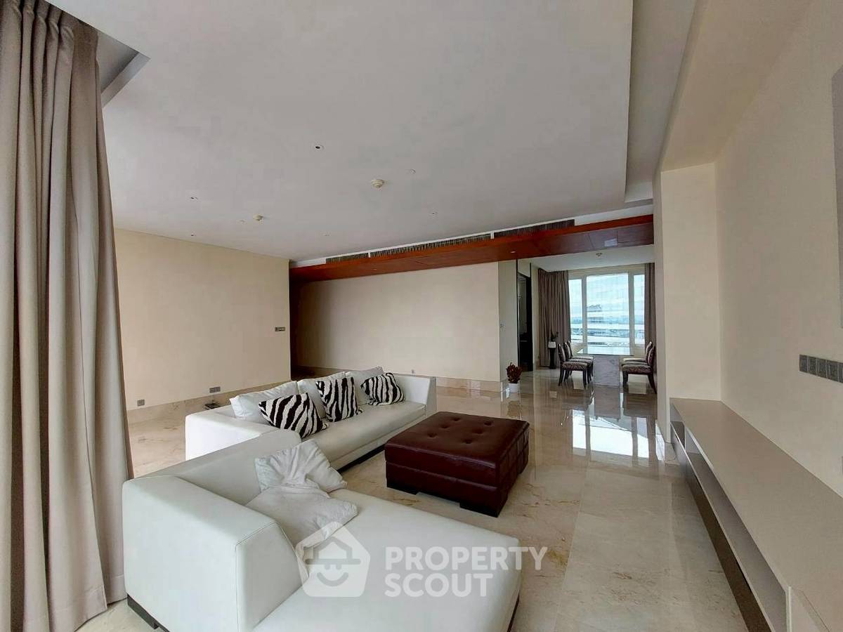 รูป คอนโด 3-ห้องนอน ที่ ดิ อินฟินิตี้ คอนโดมิเนียม ใกล้ BTS ช่องนนทรี (ID 2394697) - รูปที่ 3/17