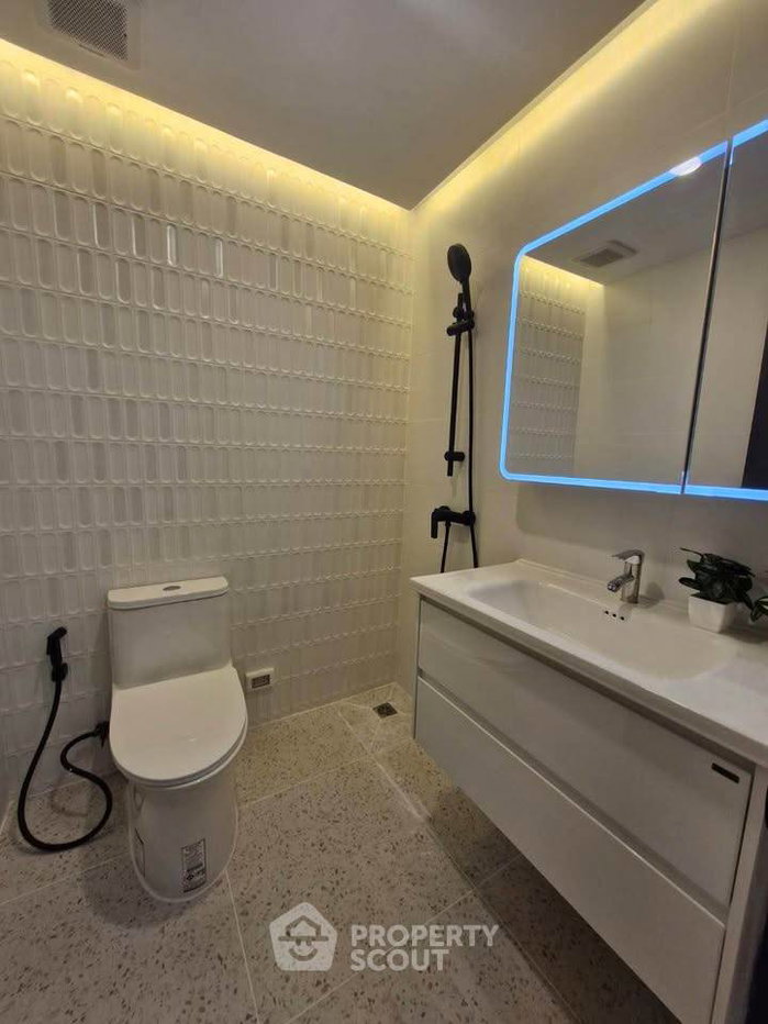 รูป คอนโด 2-ห้องนอน ที่ ลาส โคลินาส ใกล้ BTS อโศก (ID 2444646) - รูปที่ 17/18