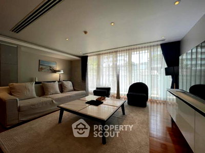 คอนโดให้เช่า : คอนโด 3-ห้องนอน ที่ ลา ซิตต้า เพนท์เฮ้าส์ ใกล้ BTS ทองหล่อ (ID 2720339)