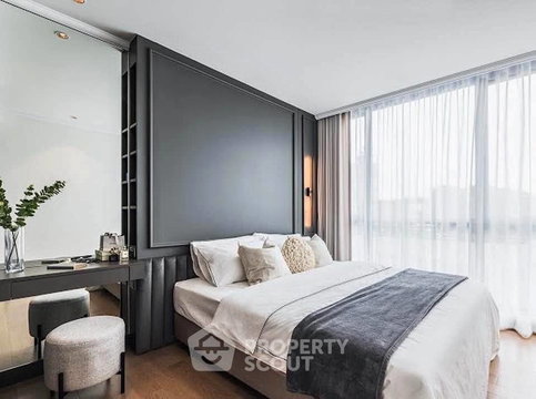 1-BR Condo at Supalai Oriental Sukhumvit 39 near MRT Phetchaburi (ID 2565242)