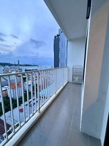 เดอะเบสพัทยากลาง 35ตร.ม 1ห้องนอนใหญ่ ชั้นสูง วิวทะเล