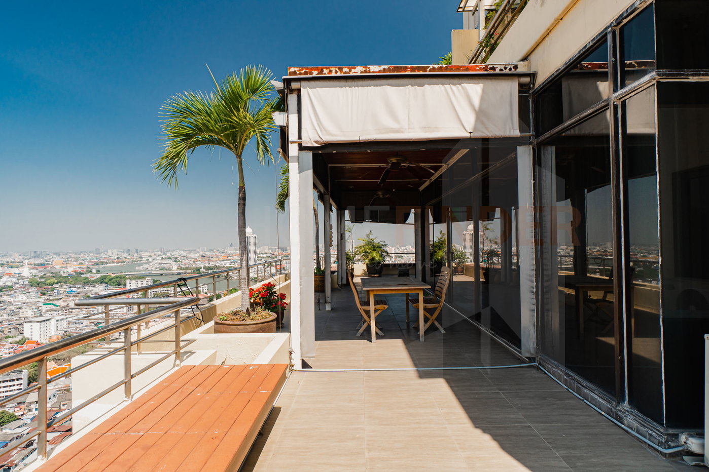 รูป Baan Chao Praya Condominium 3 bedrooms, for sale - รูปที่ 18/43