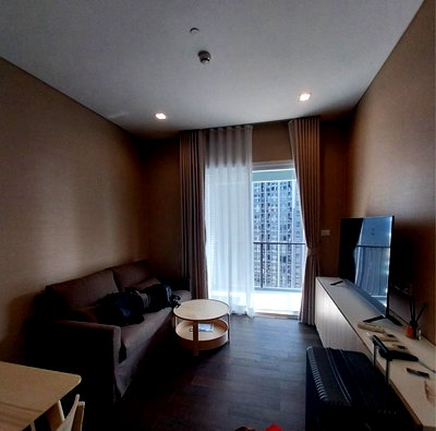 Condos for rent Chatuchak : T216 Condo for rent The Saint Residences, 2 bedrooms 63 square metres. Beautiful room, fully furnished, super special price.
