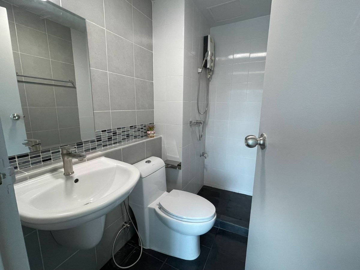 picture ð Newly Renovated Condo with Mountain & City Views â Only 2.15 MB - 9/22