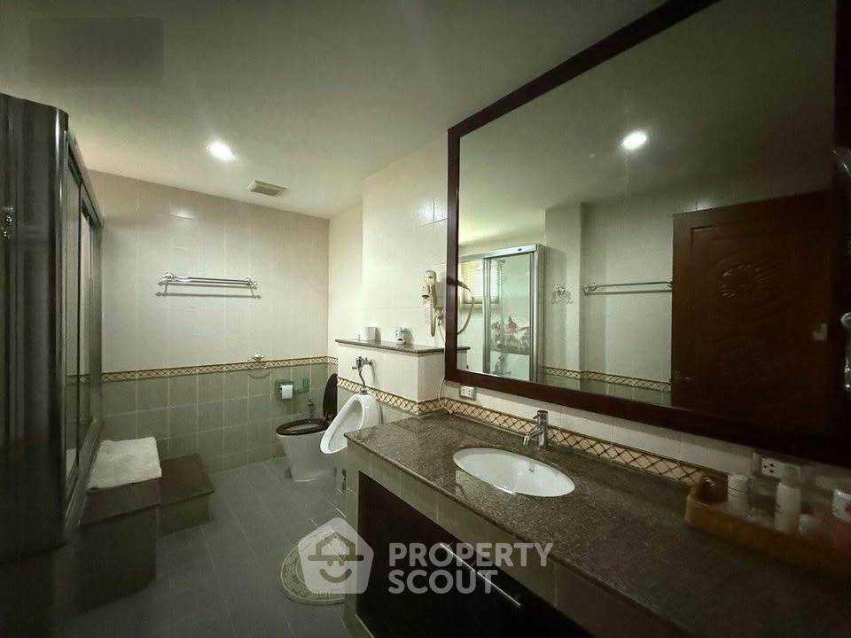 รูป คอนโด 4-ห้องนอน ที่ สุพรีม เรสซิเด้นซ์ คอนโดมิเนียม ใน ช่องนนทรี (ID 2464411) - รูปที่ 7/10