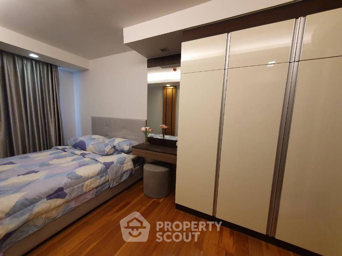 รูป คอนโด 1-ห้องนอน ที่ โฟคัส แอท เพลินจิต ใกล้ BTS นานา (ID 2455893) - รูปที่ 3/8