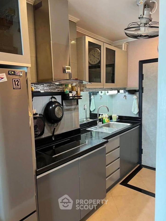 รูป คอนโด 1-ห้องนอน ที่ วิวทะเล 3 ใกล้ ถนนพระตำหนัก พัทยา (ID 2421135) - รูปที่ 4/10