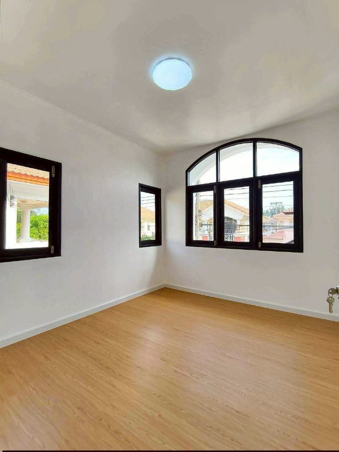 รูป บ้านเดี่ยวหลังมุม รีโนเวทใหม่ 52 ตรว. หมู่บ้านภัสสร 3 รังสิต-คลองสาม ตรงข้ามบิ๊กซีคลองสาม ราคา 3.39 ล้าน - รูปที่ 14/19