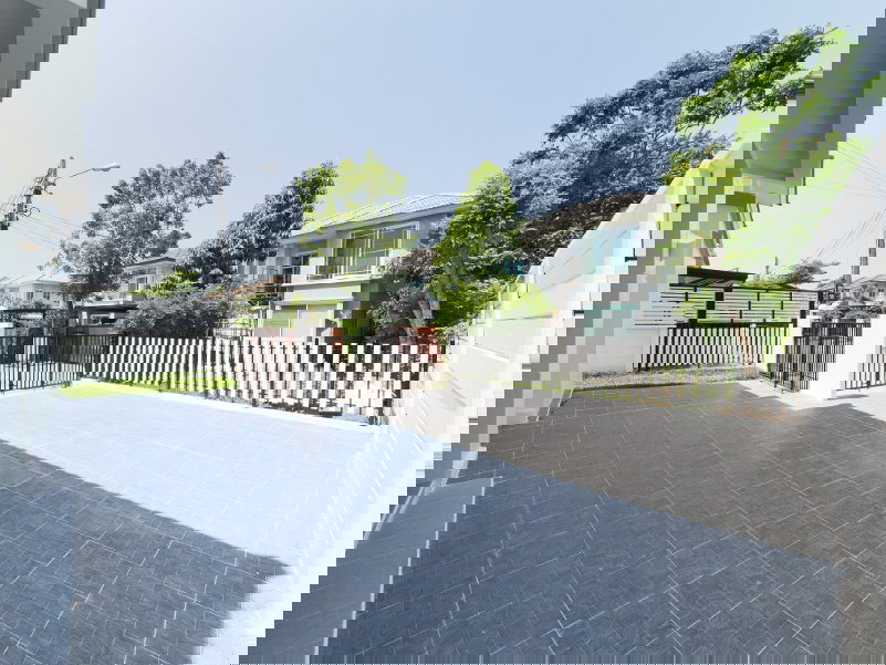 รูป ขายราคาพิเศษ บ้านเดี่ยว 2 ชั้น ม.พฤกษาวิลเลจ 30 เดอะซีซัน ขนาด 55.8 ตรว. 4 ห้องนอน 2 ห้องน้ำ บ้านหลังใหญ่ แปลงริม พร้อมเฟอร์ [แจ้งวัฒนะ-ราชพฤกษ์] - รูปที่ 5/26