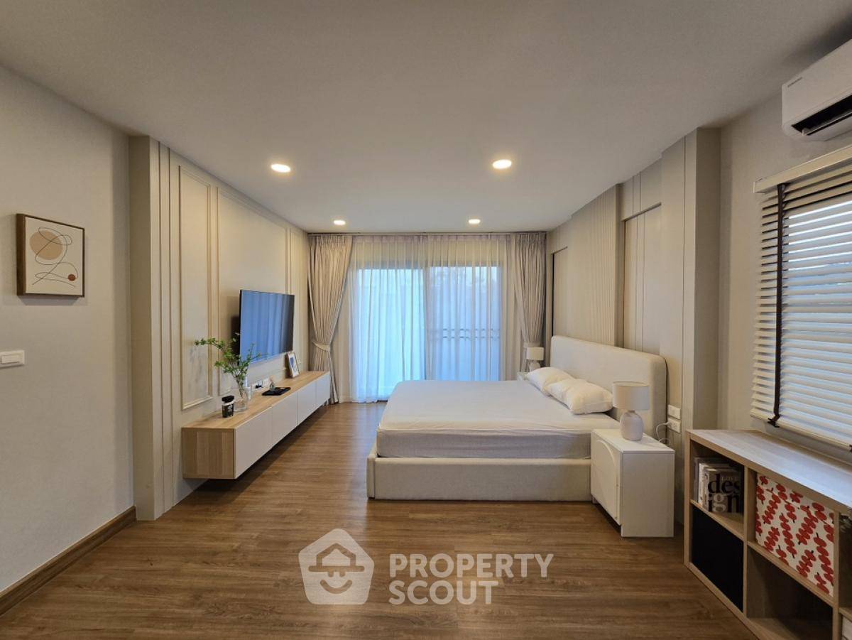 picture 4-BR House in Bang Kaeo (ID 2048652) - 10/24