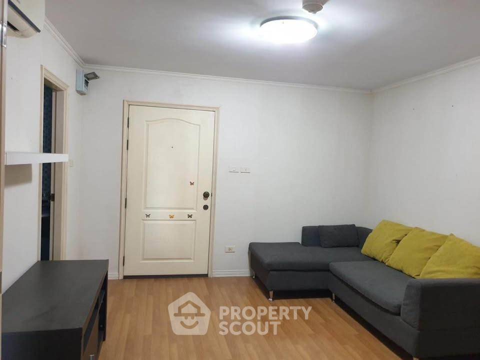 picture 1-BR Condo at Lumpini Place Narathiwas Ratchanakarin in Chong Nonsi (ID 2382807) - 2/6