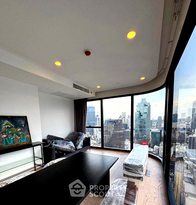 Condos for sale : 2-BR Condo at Ashton Chula Silom near MRT Sam Yan (ID 2430170)