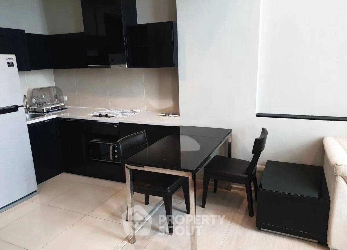 รูป คอนโด 1-ห้องนอน ที่ ริทึ่ม สุขุมวิท 44/1 ใกล้ BTS พระโขนง (ID 2461070) - รูปที่ 3/8