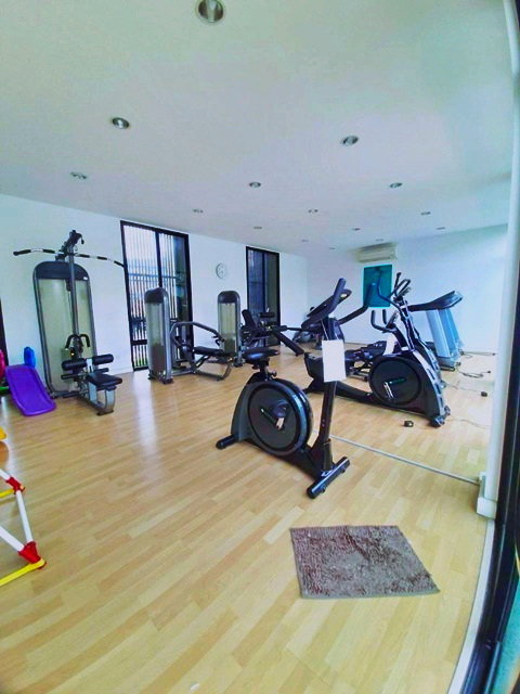 รูป ทาวน์โฮมหรู 3นอน 4น้ำ วงศ์สว่าง7-15 ใกล้BTS ติวานนท์ 500ม. 6แอร์ บ้านหลังมุม 18 ตร.ว.207 ตร.ม. บ้านใหม่ พร้อมเฟอร์ฯ 2 จอดรถ 3นอน 4น้ำ - รูปที่ 6/8