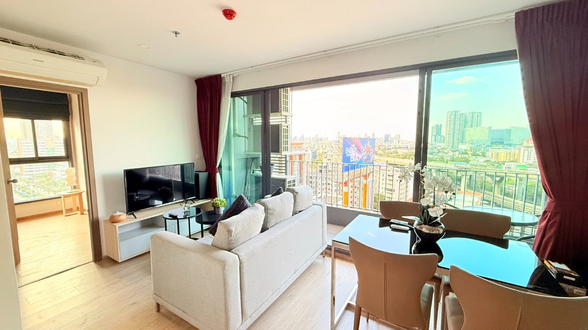 รูป Condo for Rent: Ideo O2  Near BTS Bang Na (approx. 300 meters) - รูปที่ 1/15