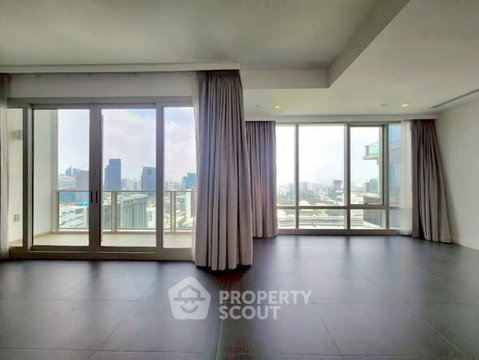 2-BR Condo at 185 Rajadamri near BTS Ratchadamri (ID 2722824)