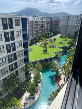 Dcondo Reef for sell. Corner unit, Pool view