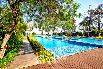 Condos for sale Hua Hin Bus Station : 2-BR Condo at Baan Sandao close to Hua Hin Market Village (ID 2204420)