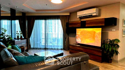 Condos for rent Din Daeng Road : 2-BR Condo at Belle Grand Rama 9 near MRT Phra Ram 9 (ID 2718961)