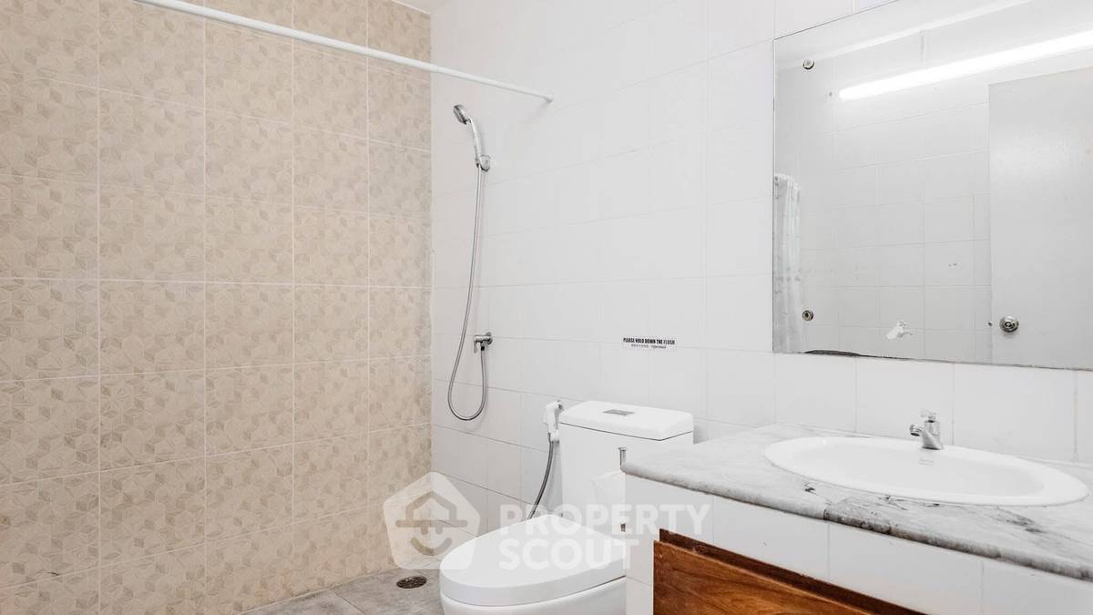 picture 2-BR Condo at Modern Home Place in Suan Luang (ID 2722830) - 20/23