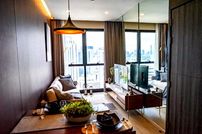 เช่าคอนโด ถนนอโศก : เช่าคอนโด Ashton Asoke/แอชตัน อโศก (B6903032) ID Line : @condo88