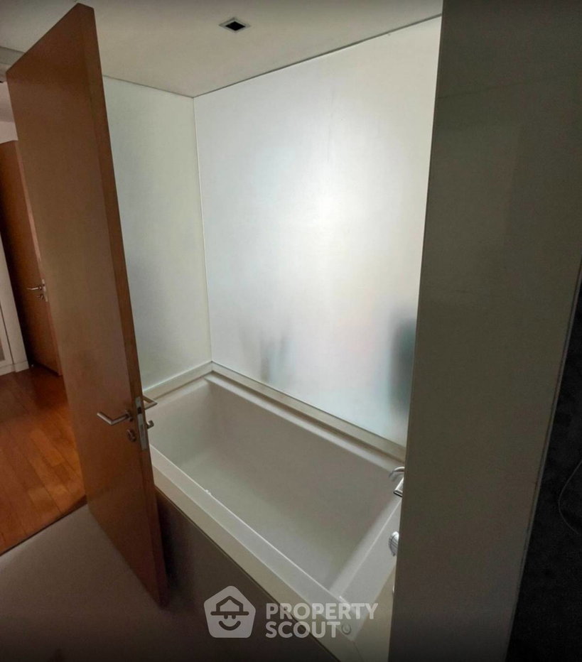 รูป คอนโด 2-ห้องนอน ที่ โดมัส คอนโดมิเนียม ใกล้ BTS อโศก (ID 2049582) - รูปที่ 6/13