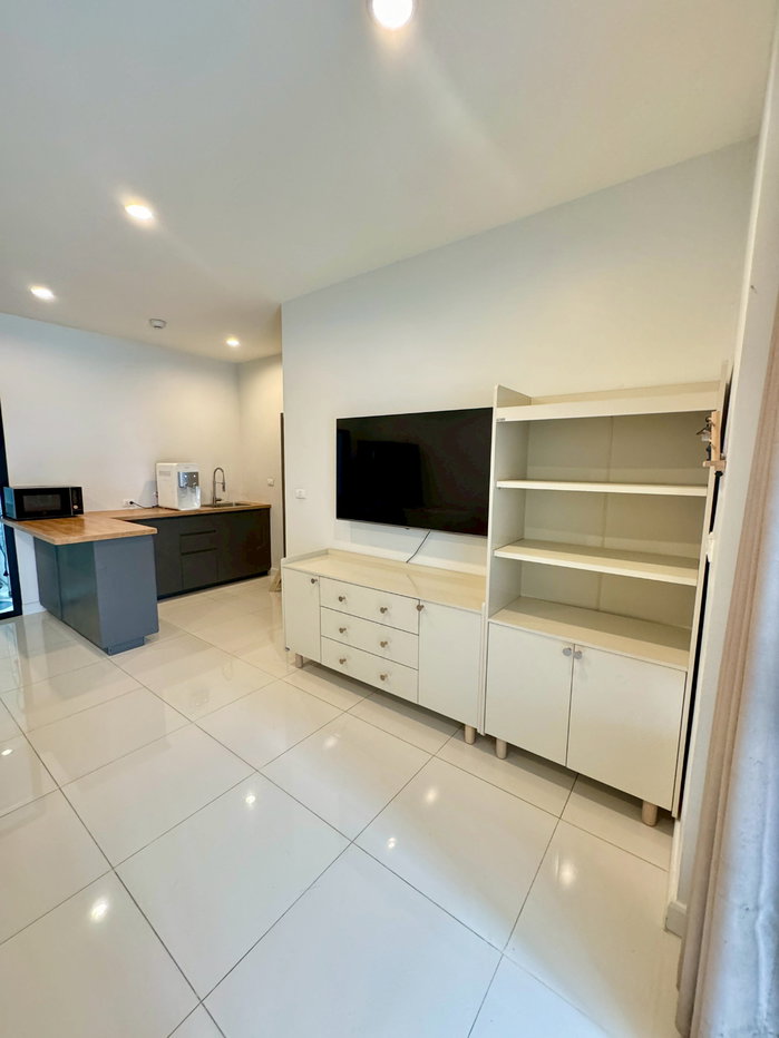 รูป [ให้เช่า] ทาวน์โฮม 3 ชั้น 3 ห้องนอน 3 ห้องน้ำ พร้อมเฟอร์นิเจอร์ - รูปที่ 4/22