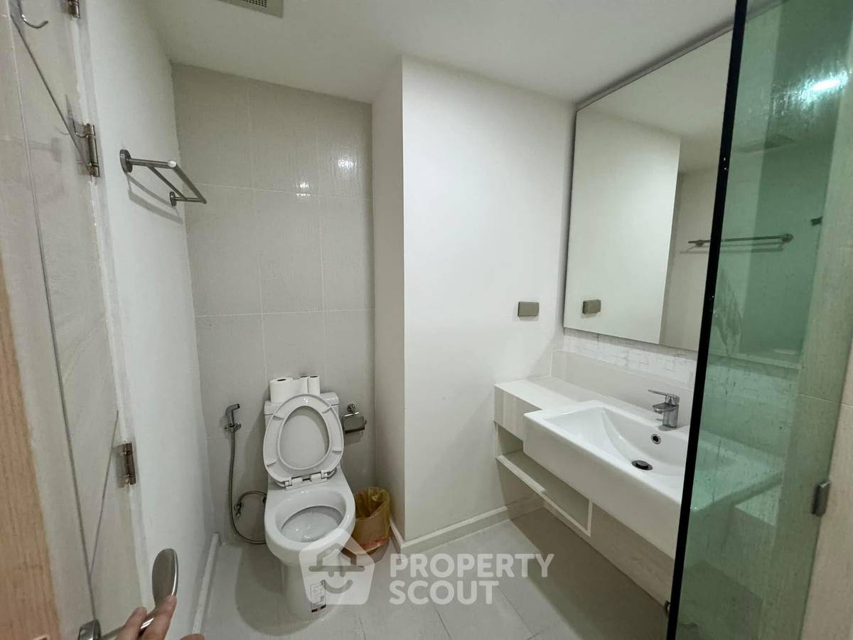 รูป คอนโด 1-ห้องนอน ที่ เซเว่น ซีส์ คอนโด รีสอร์ท จอมเทียน ใกล้ เมืองพัทยา (ID 1468503) - รูปที่ 10/13