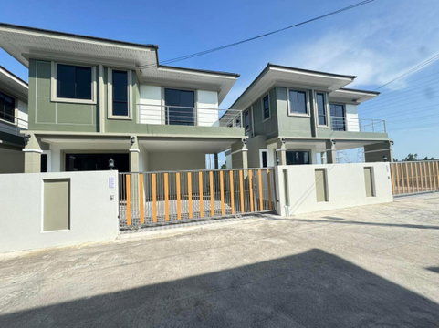 บ้านเดี่ยวสร้างใหม่พัทยา ใกล้เทศบาลหนองปลาไหล 4ห้องนอน 3ห้องน้ำ